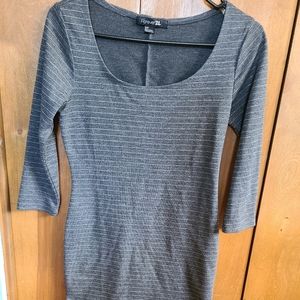 ‼️ 5/$10 Clearance‼️Forever 21 Gray Fitted Dress - size small
